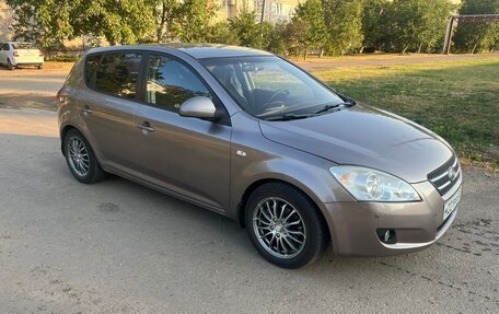 KIA cee'd I рестайлинг, 2008 год, 595 000 рублей, 2 фотография