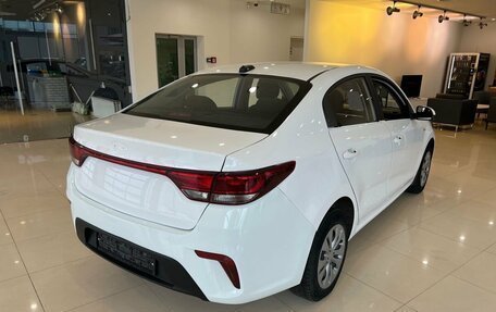 KIA Rio IV, 2022 год, 1 050 000 рублей, 4 фотография
