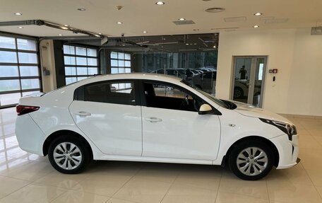 KIA Rio IV, 2022 год, 1 050 000 рублей, 5 фотография