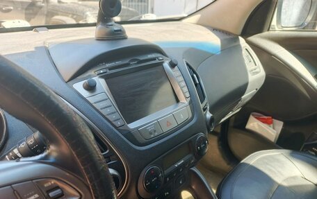Hyundai ix35 I рестайлинг, 2014 год, 1 300 000 рублей, 7 фотография