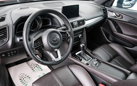 Mazda CX-4, 2022 год, 2 999 000 рублей, 8 фотография