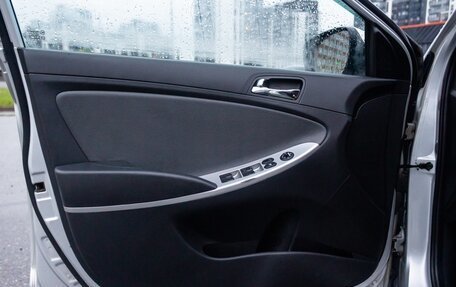 Hyundai Solaris II рестайлинг, 2012 год, 595 000 рублей, 10 фотография