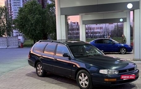 Toyota Camry, 1993 год, 265 000 рублей, 3 фотография