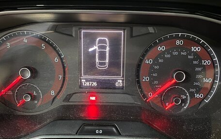 Volkswagen Jetta VII, 2019 год, 1 900 000 рублей, 2 фотография