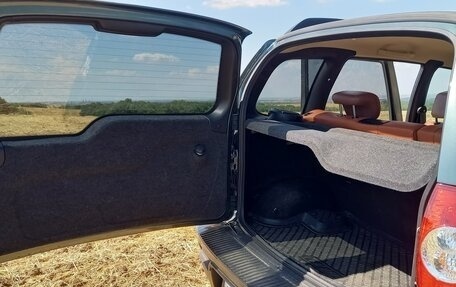Chevrolet Niva I рестайлинг, 2018 год, 980 000 рублей, 21 фотография