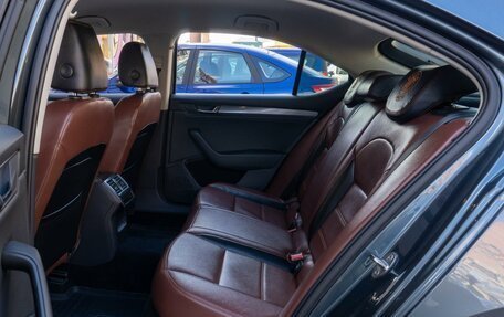 Skoda Superb III рестайлинг, 2017 год, 1 599 000 рублей, 9 фотография