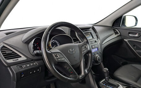 Hyundai Santa Fe III рестайлинг, 2018 год, 2 410 000 рублей, 16 фотография