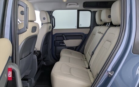 Land Rover Defender II, 2021 год, 5 100 000 рублей, 10 фотография