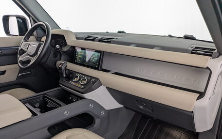 Land Rover Defender II, 2021 год, 5 100 000 рублей, 24 фотография