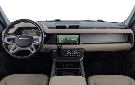 Land Rover Defender II, 2021 год, 5 100 000 рублей, 28 фотография