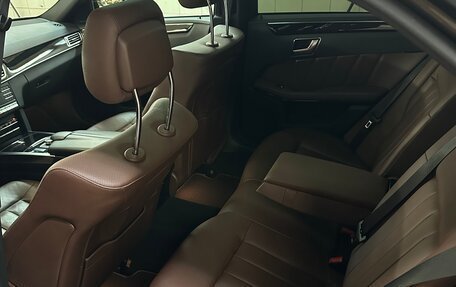 Mercedes-Benz E-Класс, 2015 год, 4 890 000 рублей, 14 фотография