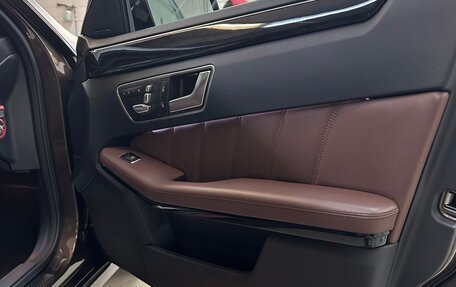 Mercedes-Benz E-Класс, 2015 год, 4 890 000 рублей, 19 фотография