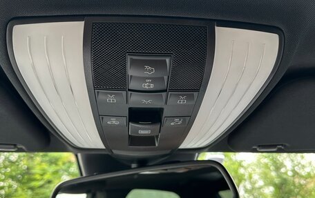 Mercedes-Benz E-Класс, 2015 год, 4 890 000 рублей, 24 фотография