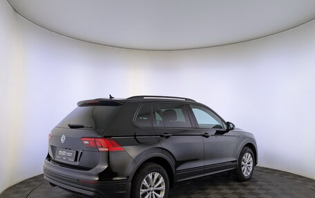 Volkswagen Tiguan II, 2019 год, 2 150 000 рублей, 5 фотография