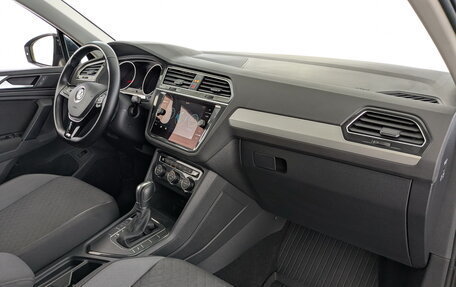 Volkswagen Tiguan II, 2019 год, 2 150 000 рублей, 22 фотография