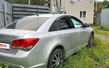 Chevrolet Cruze II, 2013 год, 900 000 рублей, 3 фотография