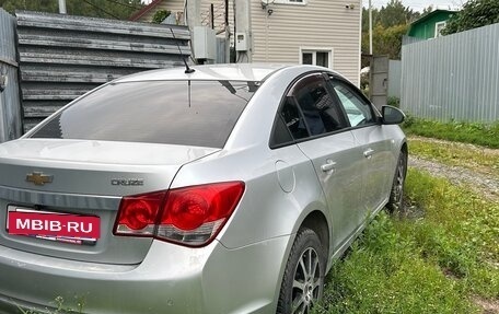 Chevrolet Cruze II, 2013 год, 900 000 рублей, 4 фотография