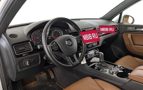 Volkswagen Touareg III, 2014 год, 2 795 000 рублей, 16 фотография