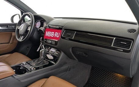 Volkswagen Touareg III, 2014 год, 2 795 000 рублей, 21 фотография