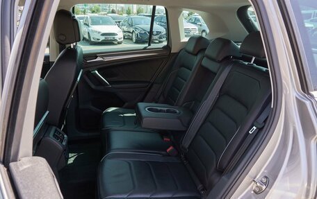 Volkswagen Tiguan II, 2017 год, 2 308 000 рублей, 15 фотография