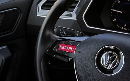 Volkswagen Tiguan II, 2017 год, 2 308 000 рублей, 20 фотография