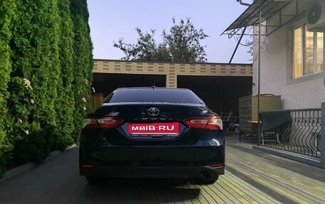 Toyota Camry, 2019 год, 2 500 000 рублей, 6 фотография