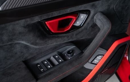 Lamborghini Urus I, 2025 год, 43 400 000 рублей, 25 фотография