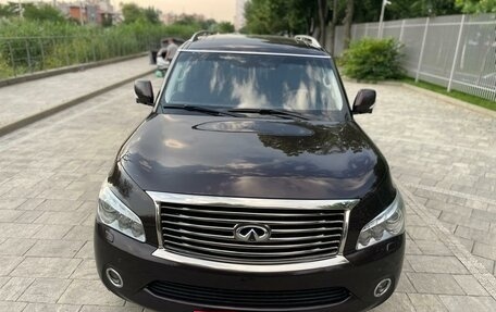 Infiniti QX56, 2013 год, 2 050 000 рублей, 10 фотография