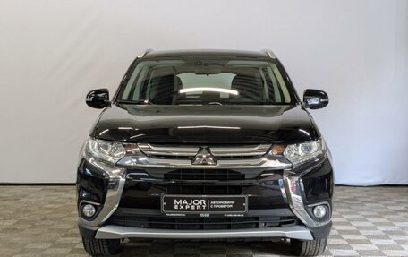 Mitsubishi Outlander III рестайлинг 3, 2018 год, 2 150 000 рублей, 2 фотография