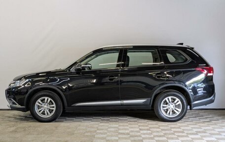Mitsubishi Outlander III рестайлинг 3, 2018 год, 2 150 000 рублей, 8 фотография