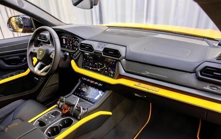Lamborghini Urus I, 2025 год, 48 200 000 рублей, 15 фотография