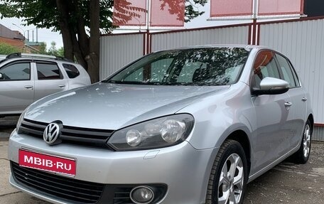 Volkswagen Golf VI, 2011 год, 649 999 рублей, 1 фотография