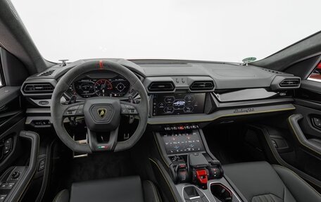 Lamborghini Urus I, 2025 год, 44 400 000 рублей, 16 фотография