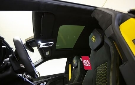 Lamborghini Urus I, 2025 год, 39 300 000 рублей, 17 фотография