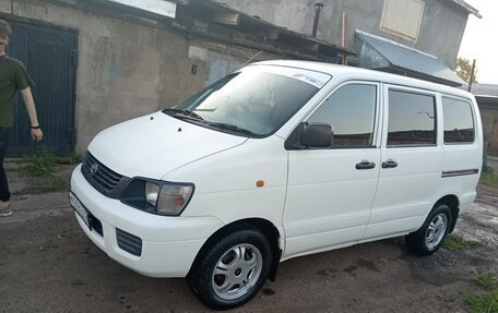 Toyota Lite Ace IV, 2000 год, 650 000 рублей, 17 фотография