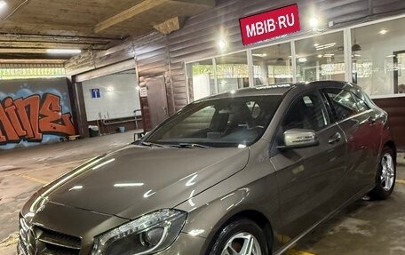 Mercedes-Benz A-Класс, 2014 год, 1 600 000 рублей, 3 фотография