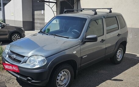 Chevrolet Niva I рестайлинг, 2018 год, 780 000 рублей, 2 фотография