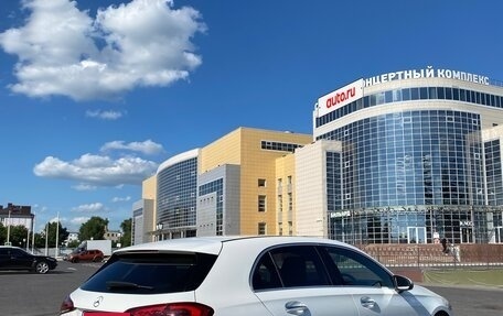 Mercedes-Benz A-Класс, 2018 год, 2 350 000 рублей, 3 фотография