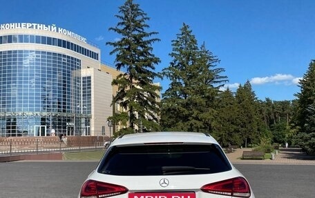 Mercedes-Benz A-Класс, 2018 год, 2 350 000 рублей, 4 фотография