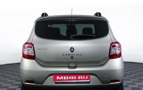 Renault Sandero II рестайлинг, 2015 год, 889 000 рублей, 6 фотография