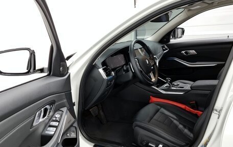 BMW 3 серия, 2021 год, 3 830 000 рублей, 12 фотография