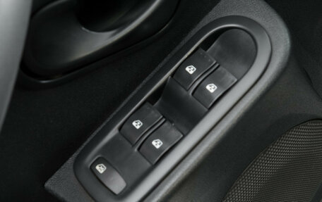 Renault Duster I рестайлинг, 2012 год, 999 000 рублей, 13 фотография