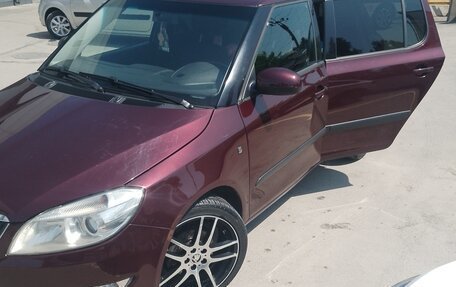 Skoda Fabia II, 2011 год, 705 000 рублей, 10 фотография