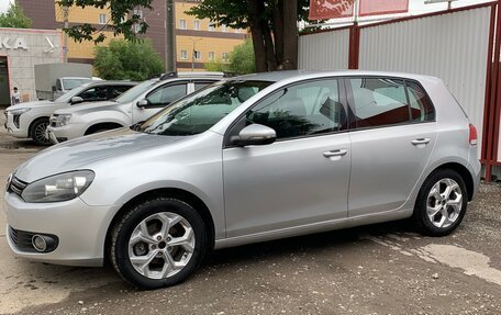 Volkswagen Golf VI, 2011 год, 649 999 рублей, 3 фотография