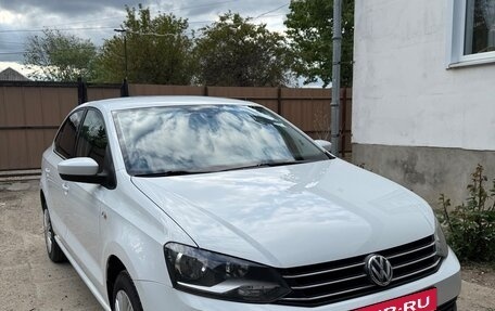 Volkswagen Polo VI (EU Market), 2018 год, 1 390 000 рублей, 2 фотография