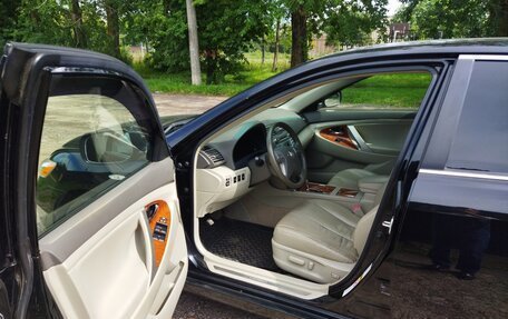 Toyota Camry, 2007 год, 1 900 000 рублей, 12 фотография