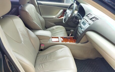 Toyota Camry, 2007 год, 1 900 000 рублей, 18 фотография