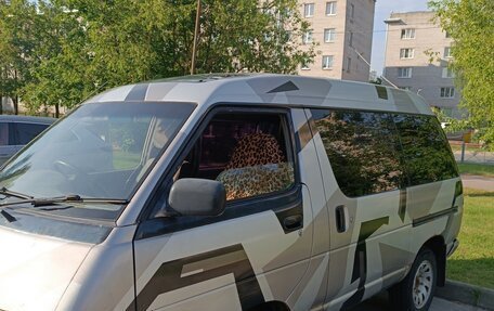 Toyota Town Ace III, 1992 год, 350 000 рублей, 2 фотография