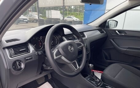Skoda Rapid I, 2016 год, 850 000 рублей, 10 фотография