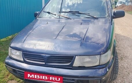 Mitsubishi Space Wagon III, 1996 год, 160 000 рублей, 2 фотография